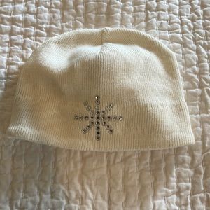 Obermeyer beanie girls